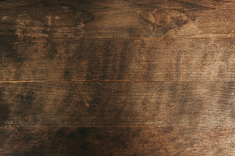 Échantillon de bois brun, grain marqué